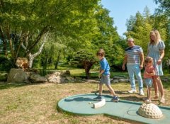 Camping Le Bontemps Ciela Village Isère Vernioz minigolf