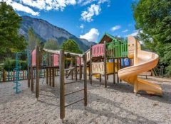 Camping Le Colporteur Ciela village Alpes d'Huez Le Bourg-d'Oisans 
