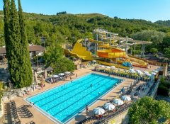 Camping Villeneuve-de-Berg Ardèche Ciela Village Domaine Le Pommier  piscine