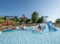 Camping Canet-de-Salars Aveyron Ciela Village Le Caussanel piscine