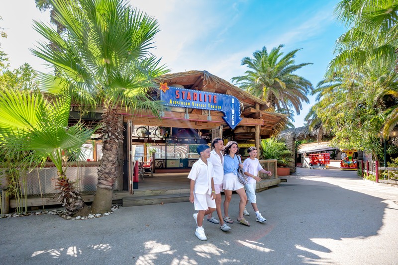 176 Camping Occitanie Le Floride Et L Embouchure Ciela Village Snack Inkka