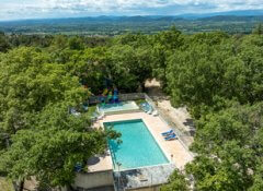 Camping Barjac Gard La Buissière Ciela Village piscine