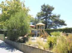 Terrain multisport du camping Le Chaponnet Ciela Village