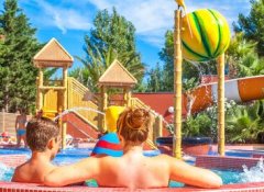 La piscine du camping La Croix du Sud Ciela Village