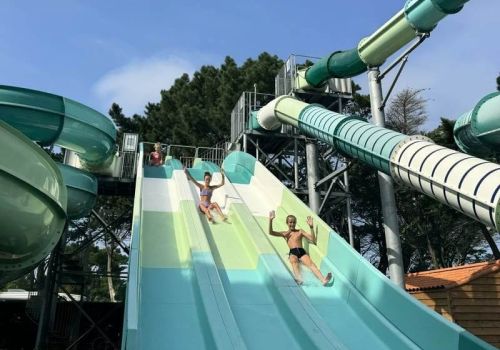 Les toboggans du camping Le Chaponnet Ciela Village