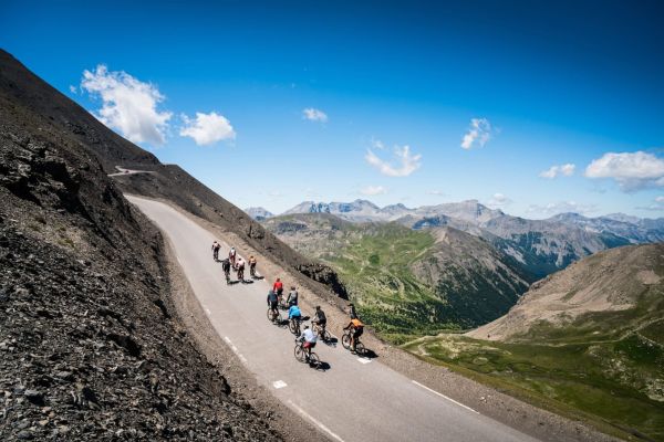 Camping Bourg d'Oisans Ciela Village Le Colporteur activité Tour de France Alpe d'Huez