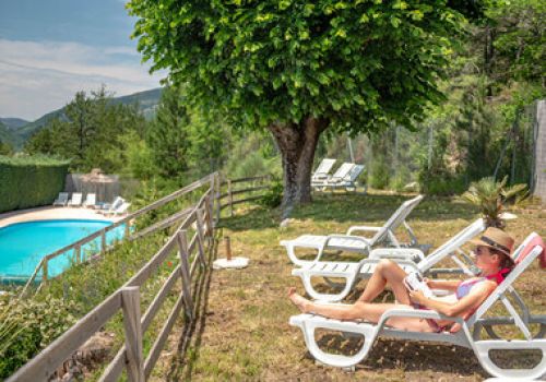 Camping Serres Ciela Village Les 2 Soleils solarium