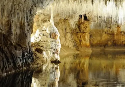 Camping Drôme Ciela Village Lac Bleu activité grotte de Choranche