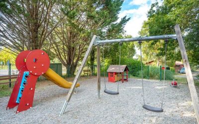 Camping Le Lac de Thoux Ciela Village Gers aire de jeux enfant