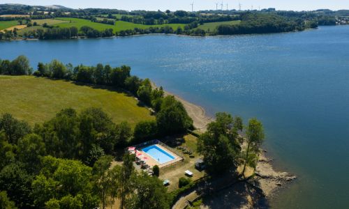 Camping Alrance Aveyron Les Cantarelles Ciela Village bord de lac