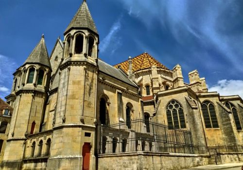 Camping Haute Marne Ciela Village La Liez activité Cathédrale de Langres