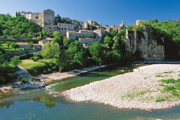 Camping Barjac Gard La Buissière Ciela Village Balazuc