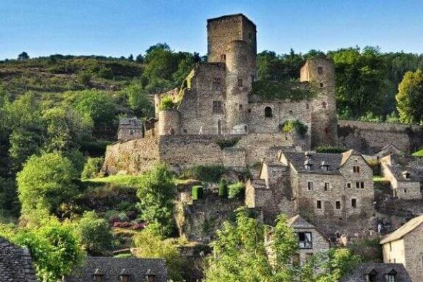 Camping Alrance Aveyron Les Cantarelles Ciela Village Belcastel