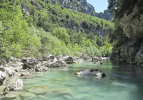 Sentier Blanc-Martel Camping St-Laurent-du-Verdon Ciela Village La Farigoulette