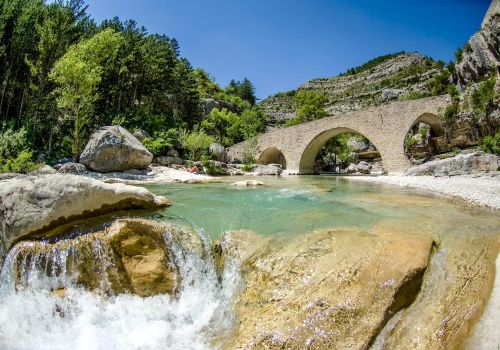Gorges de la Méouge Camping Les 2 Soleils Ciela village Serres