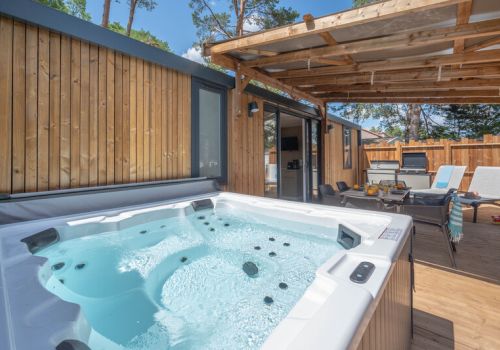 Camping St-Laurent-du-Verdon Ciela Village La Farigoulette mobil home spa